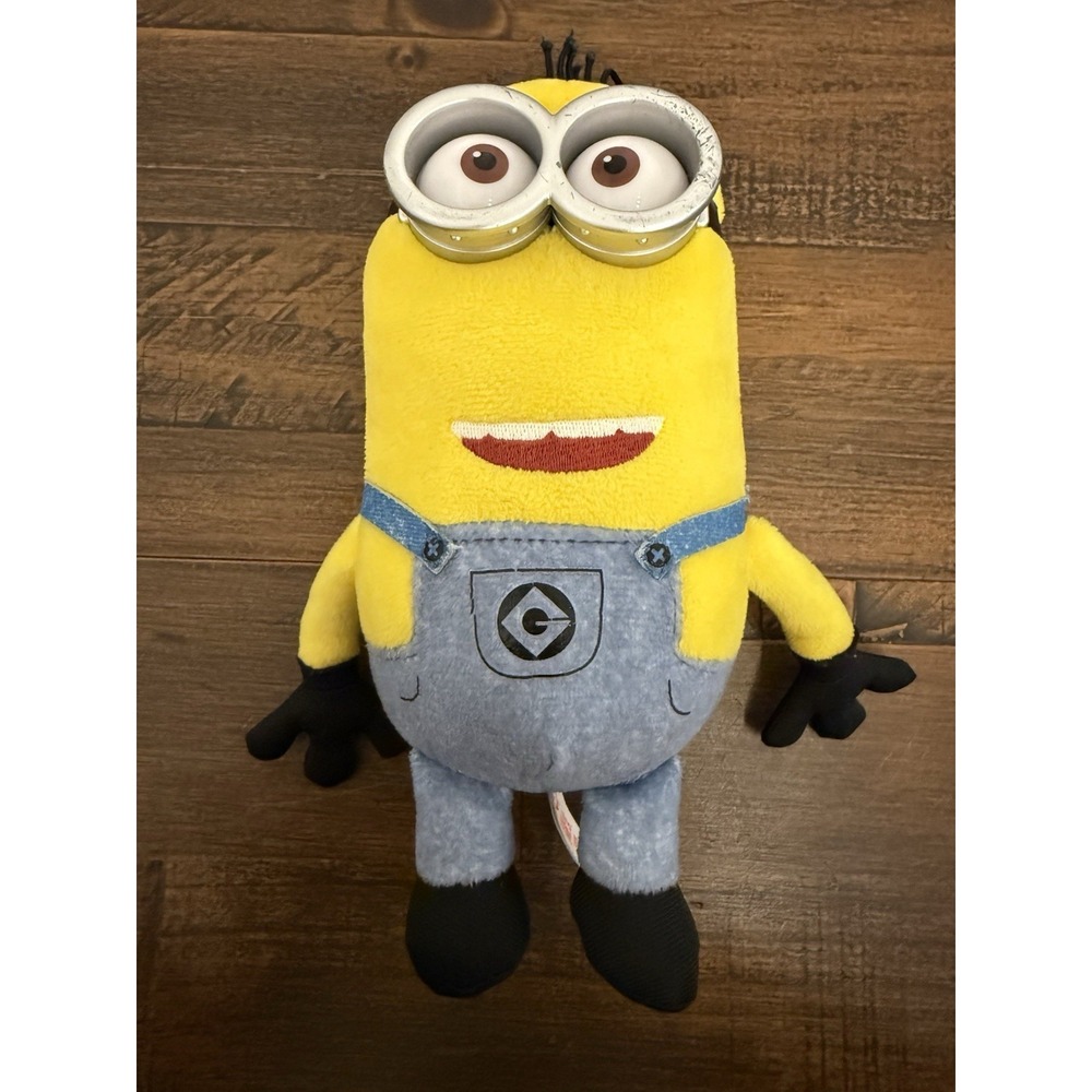 Ty Despicable Me 3 Plush Minion "Tim"  9" Stuffed Plush EUC Minions Bean Bag